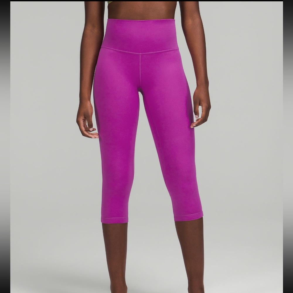 Lululemon Align leggings 21 inch size 4. The tags were taken off but never worn